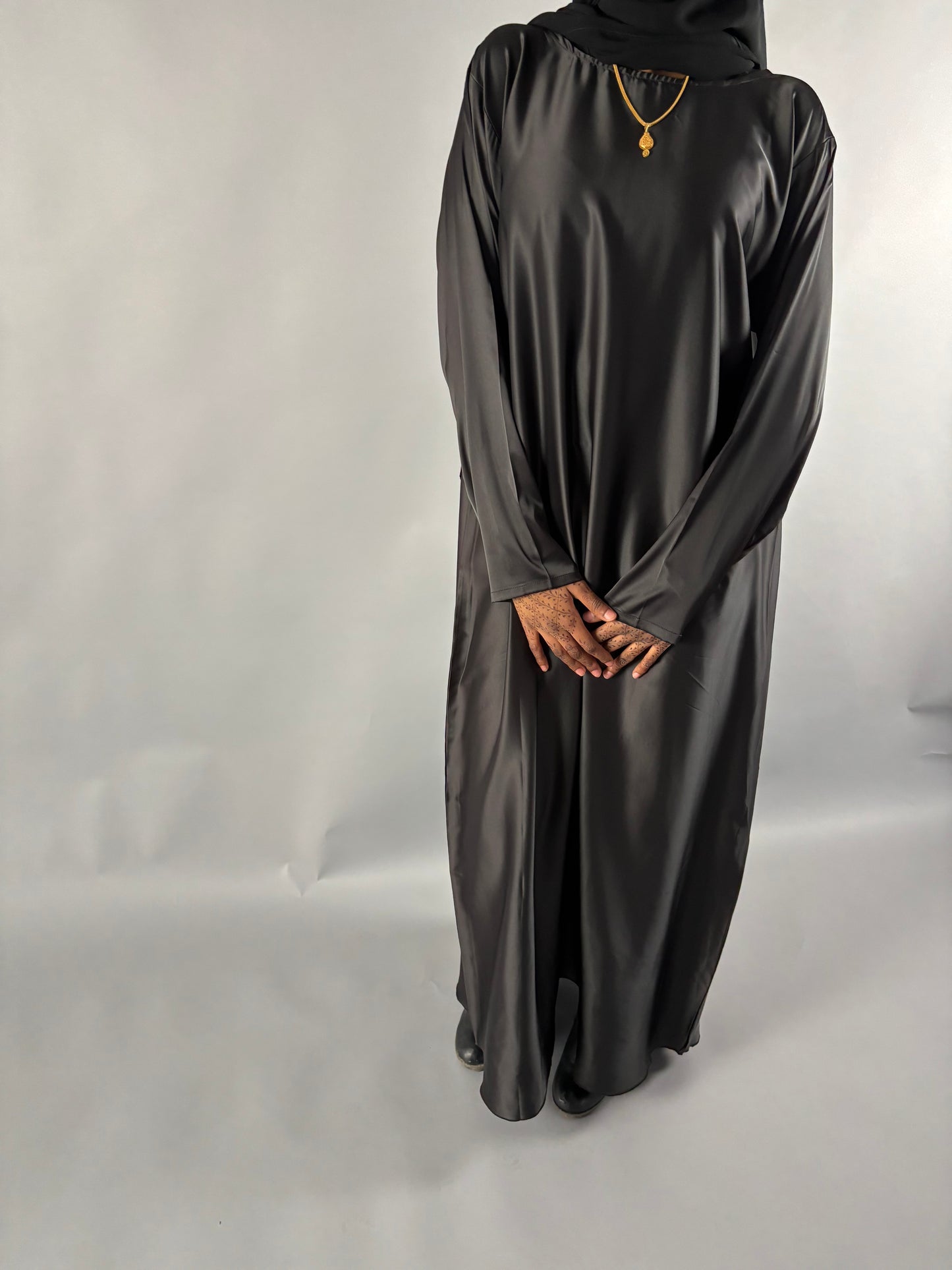 Najm Abaya in Black